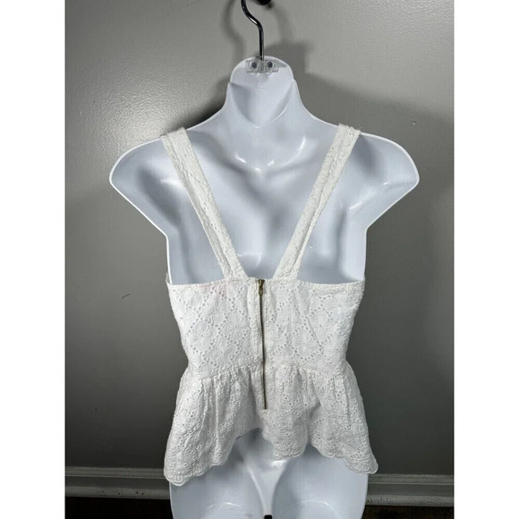 Lilly Pulitzer Size 2 White Annabelle Halter Tank Top Cute - Picture 4 of 7